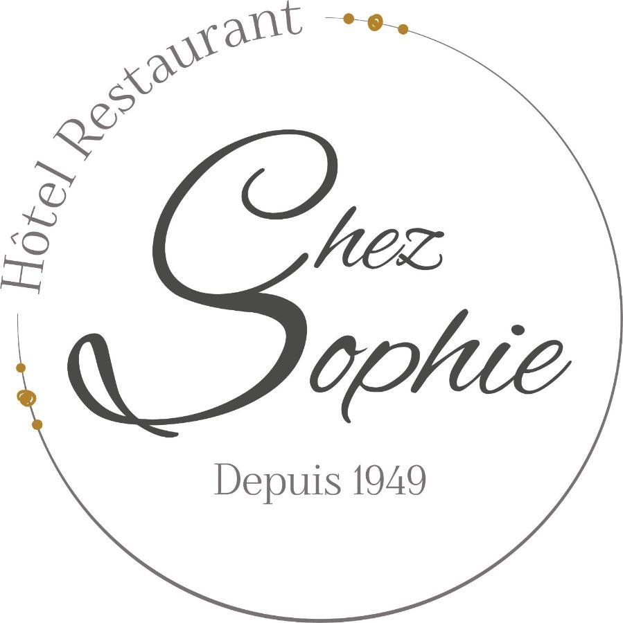 Restaurant Hotel Logis Chez Sophie Briouze Exterior photo